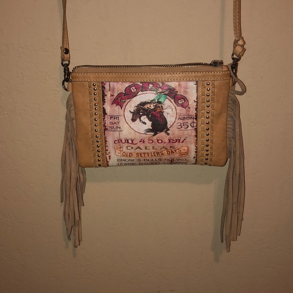 Purse - Picture 2 of 3